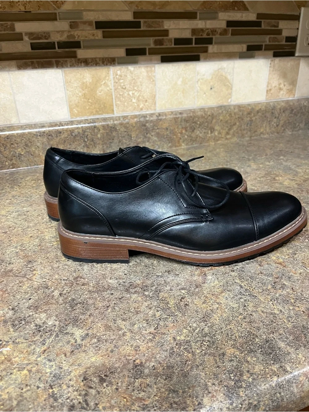 Perry Ellis description sharp